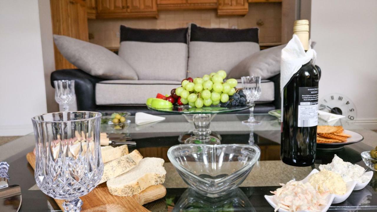 Riverview Luxury Short Stay Apartment Enniscorthy Eksteriør billede
